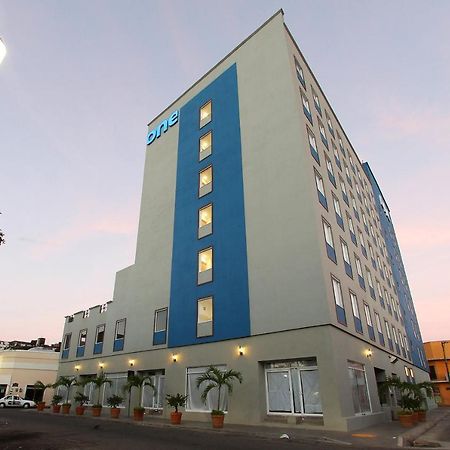 One Villahermosa Centro Exterior photo
