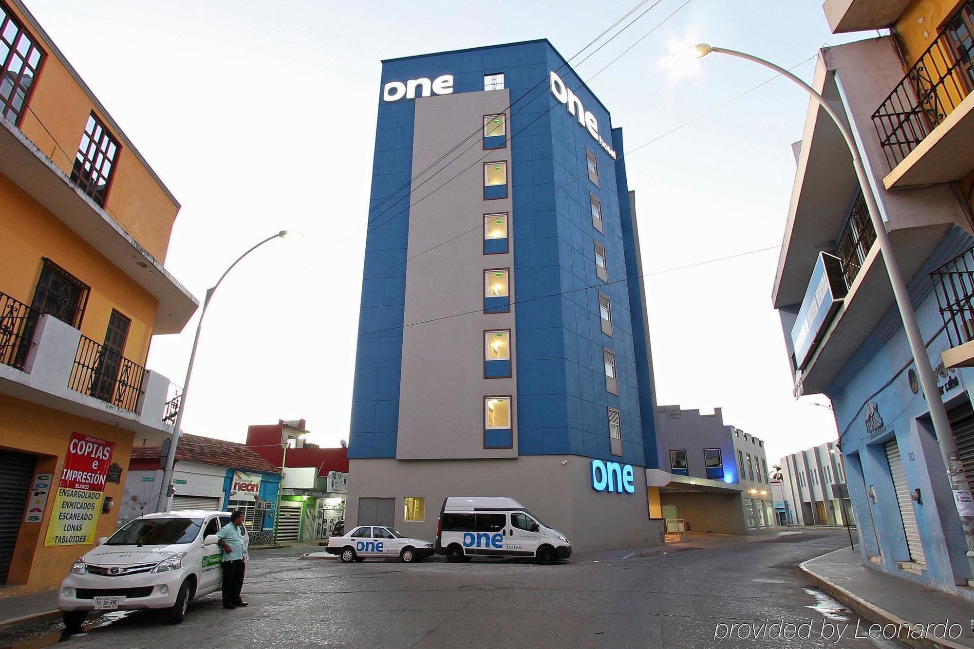 One Villahermosa Centro Exterior photo