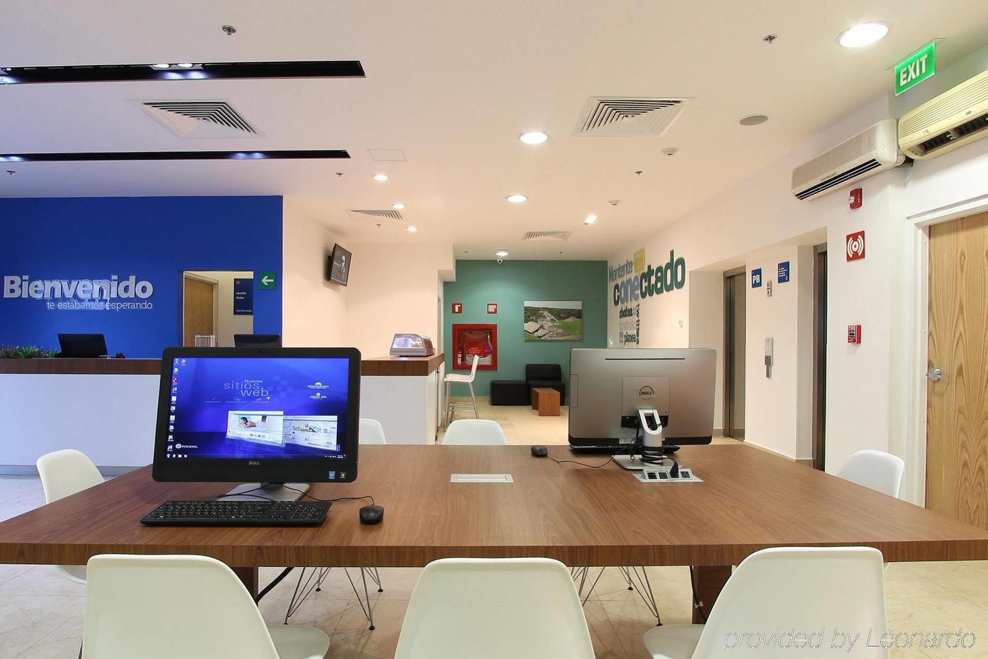 One Villahermosa Centro Business photo